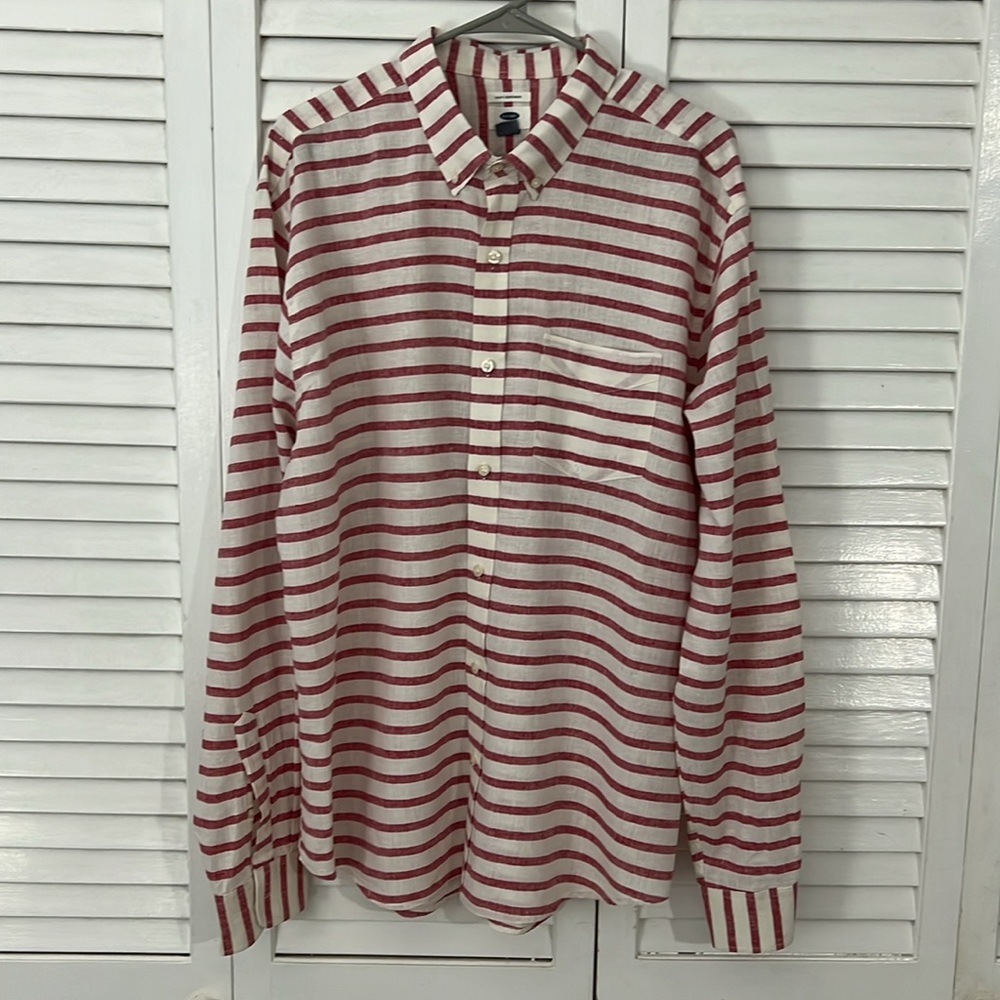 Men’s Old Navy long sleeve linen shirt XL white and red stripe